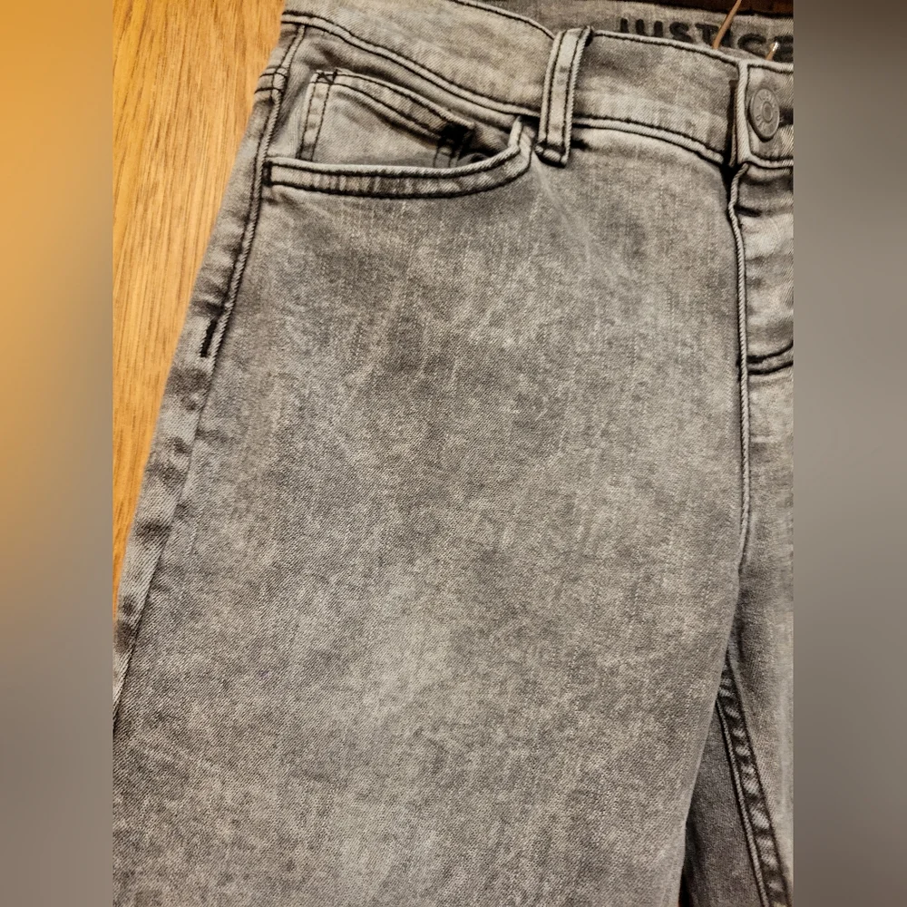 Justice Brand Gray Skinny Jeans. Girls Size 16